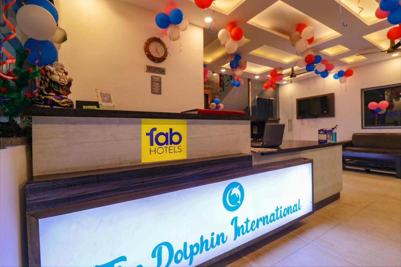 ホテル Fabexpress Dolphin International Near Delhi Airport ニューデリー エクステリア 写真